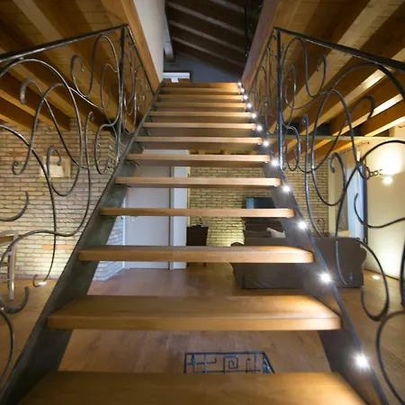 卡杰玛住宿加早餐旅馆 招待所 3*